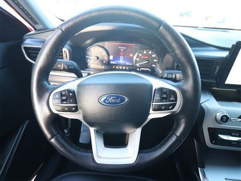 Certified 2023 Ford Explorer XLT w/ Equipment Group 202A image 16