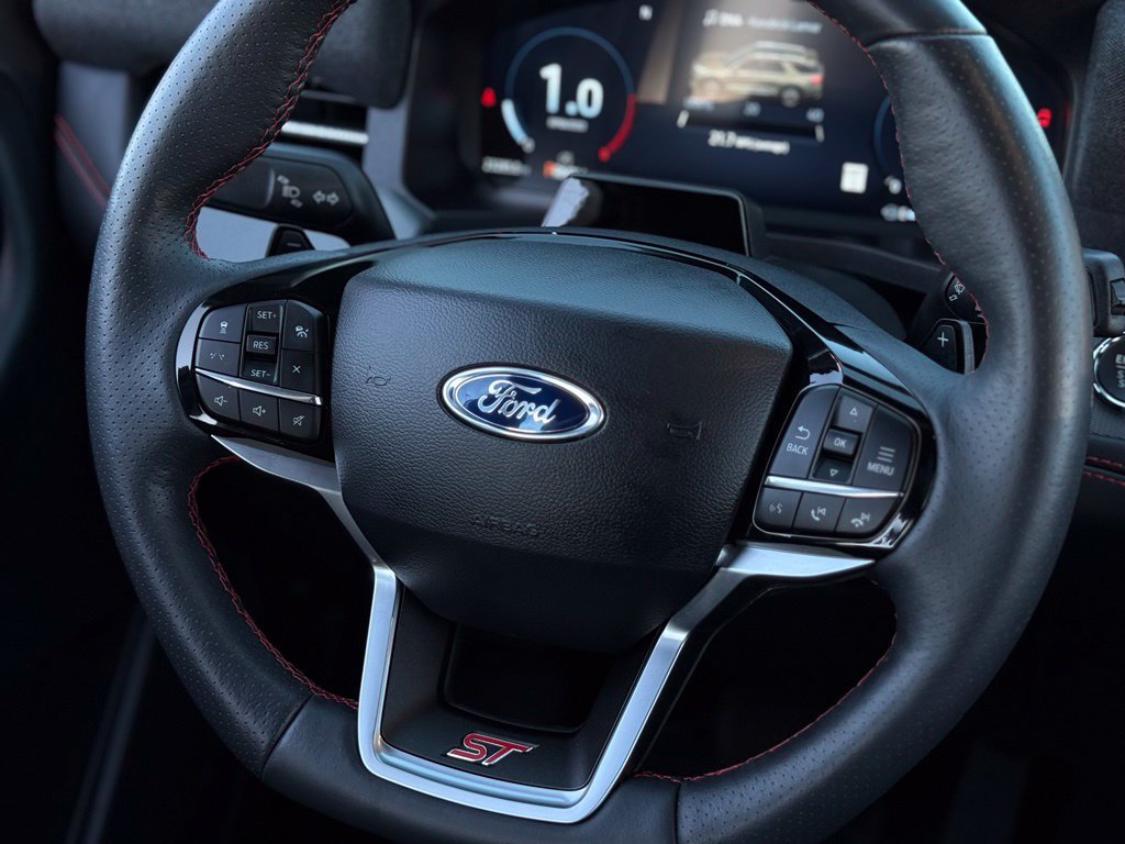 Used 2026 Ford Explorer ST w/ Sun And Sound Package AWD/4WD image 9