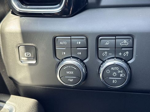 New 2026 GMC Sierra 1500 Denali AWD/4WD image 16