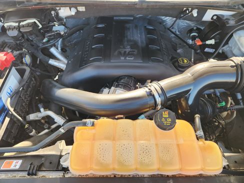 Used 2016 Ford F150 Platinum w/ Equipment Group 701A Luxury image 32