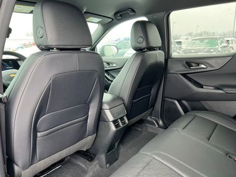 New 2026 Chevrolet Equinox LT w/ Convenience Package II image 30