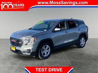 Used 2024 GMC Terrain SLE video 1