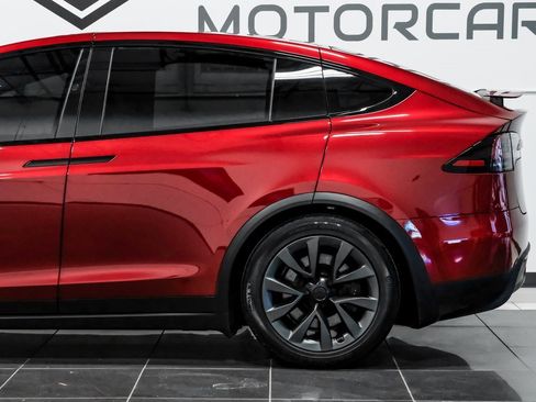 Used 2023 Tesla Model X image 17