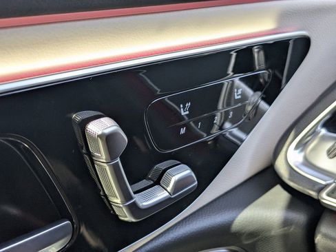 Used 2024 Mercedes-Benz E 350 4MATIC Sedan image 18