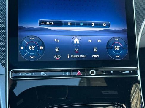 Used 2025 Mercedes-Benz C 300 4MATIC Sedan image 24