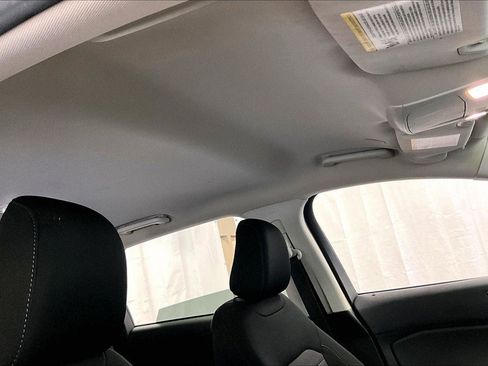 Certified 2022 Ford Edge SE w/ Black Appearance Package image 21