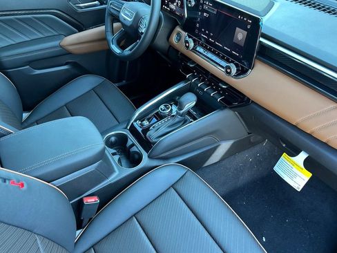 New 2026 GMC Canyon AT4 w/ Technology Plus Package image 13