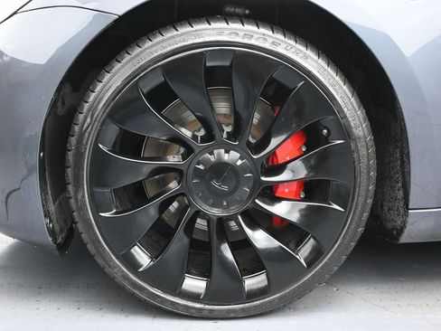 Used 2023 Tesla Model 3 Performance image 10