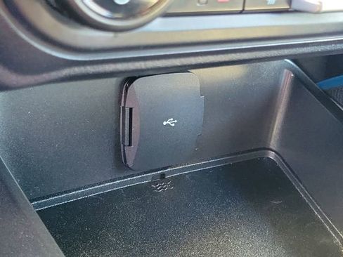 Certified 2023 Ford Bronco Black Diamond image 12