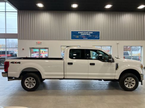 Used 2022 Ford F250 XLT image 4