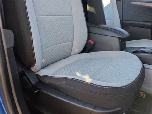 Used 2023 Ford Escape Active image 22