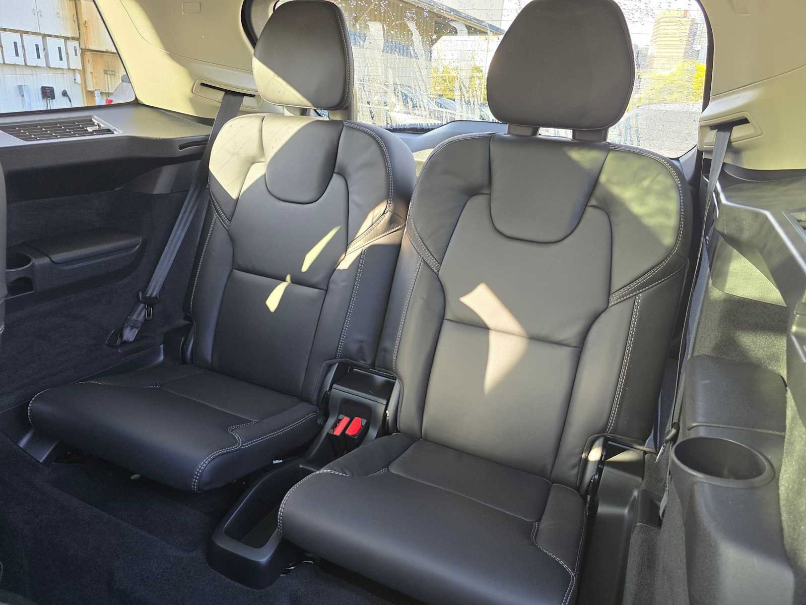 Used 2026 Volvo XC90 B6 Ultra w/ Protection Package AWD/4WD image 17