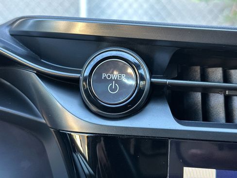 Used 2023 Lexus RZ 450e Premium image 25