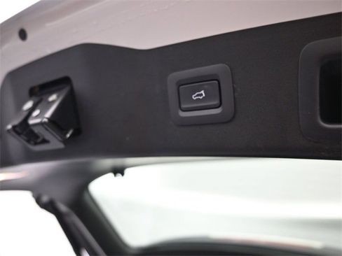 Certified 2022 MAZDA CX-5 AWD 2.5 S w/ Premium Plus Pkg image 17