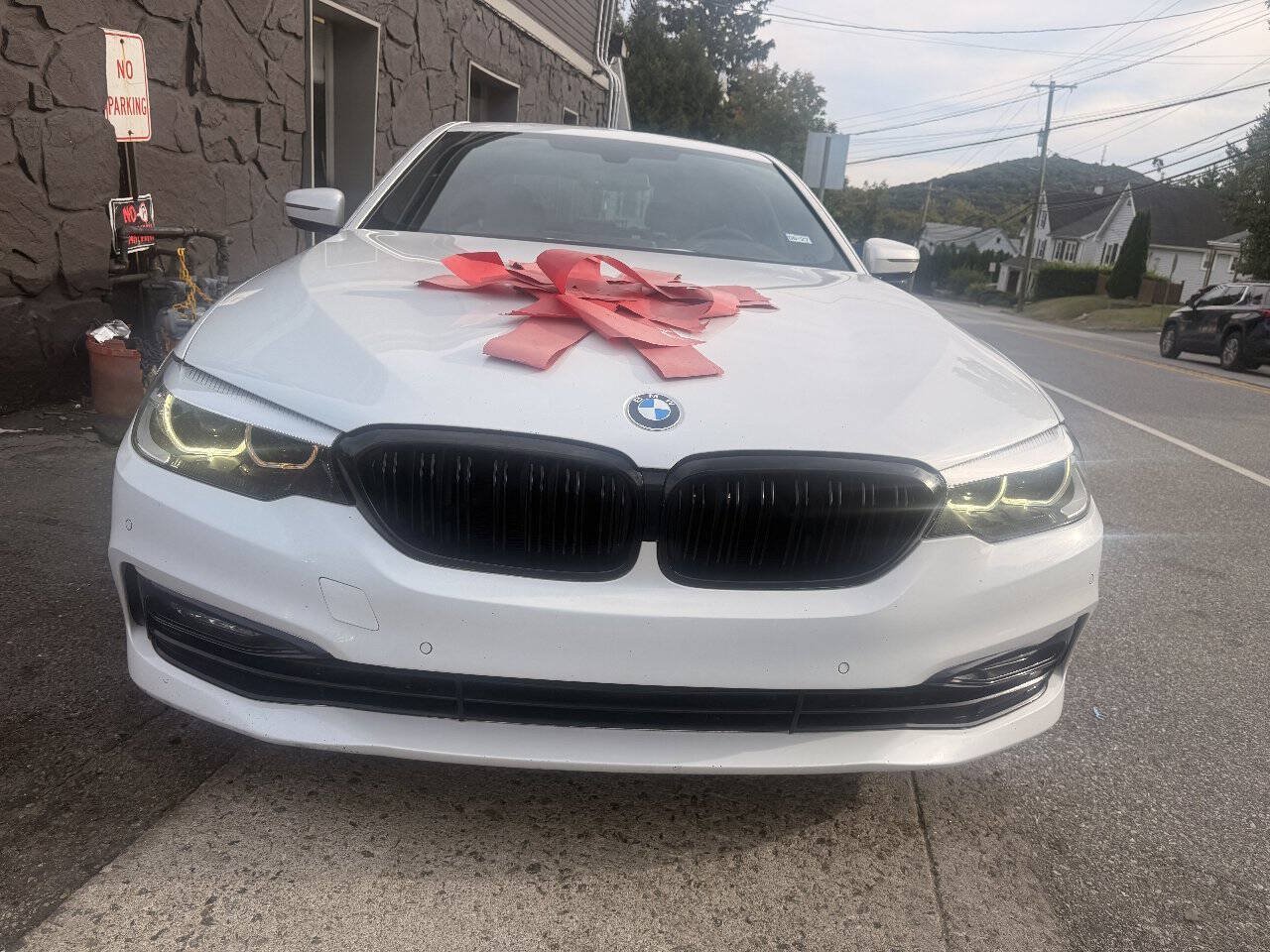 Used 2017 BMW 530i RWD image 3