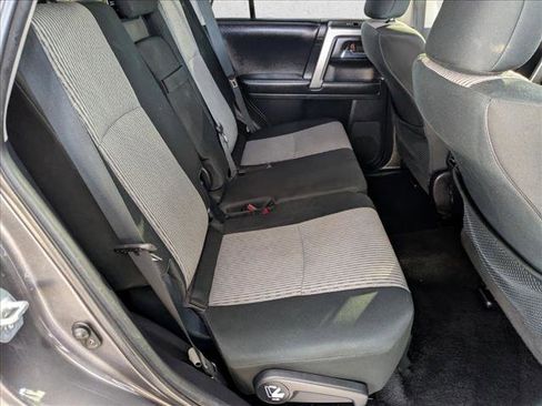 Used 2016 Toyota 4Runner SR5 image 18