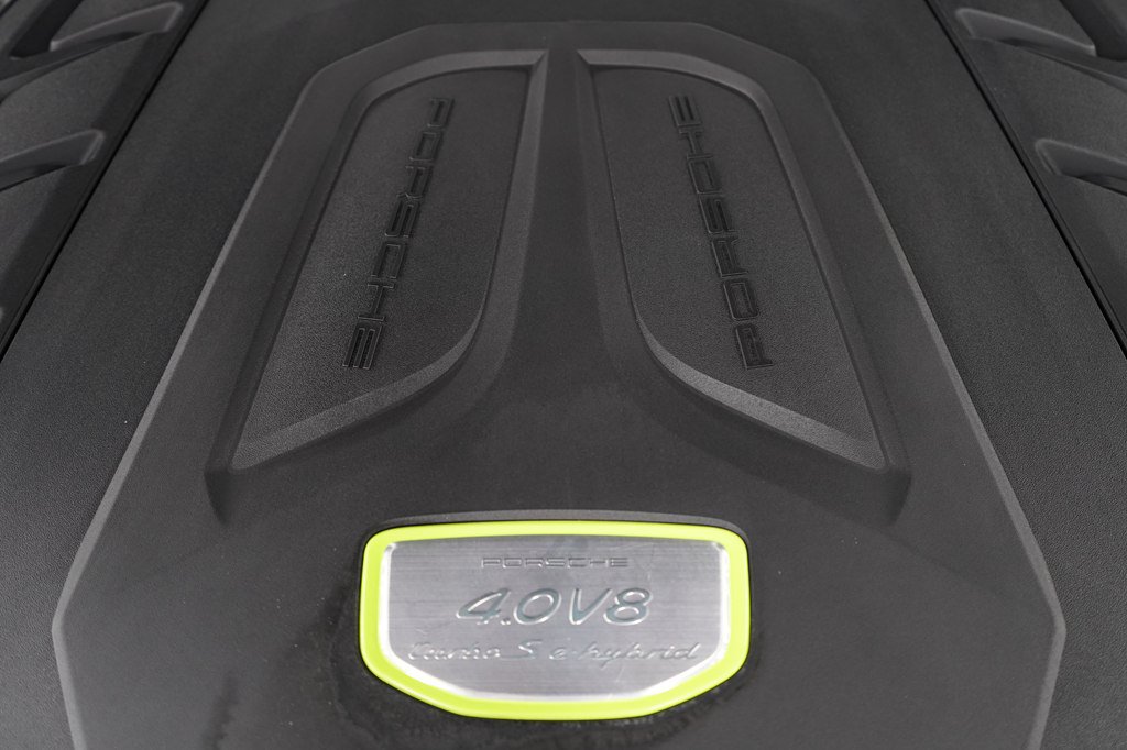 Used 2021 Porsche Cayenne Turbo S AWD/4WD image 36