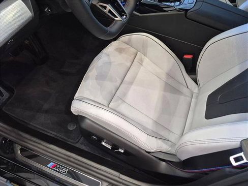 New 2027 BMW M5 w/ Executive Package AWD/4WD image 4