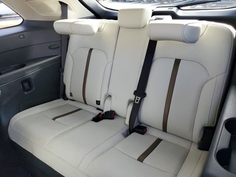 Used 2024 MAZDA CX-90 3.3 Turbo w/ Premium Plus Pkg image 14