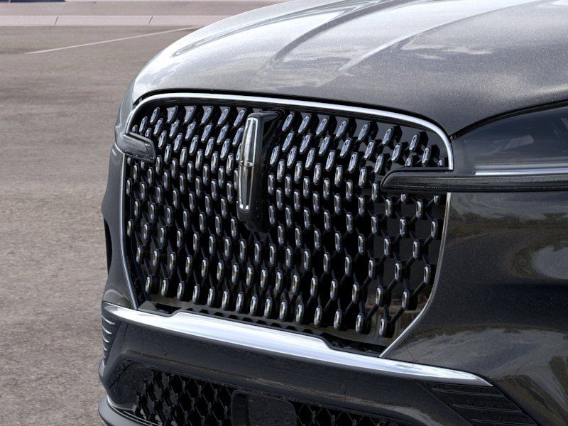 New 2026 Lincoln Aviator AWD image 17