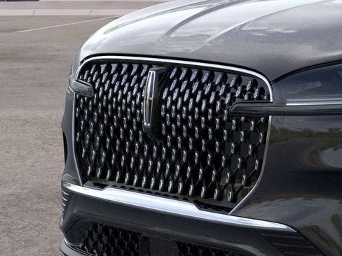 New 2026 Lincoln Aviator AWD image 17