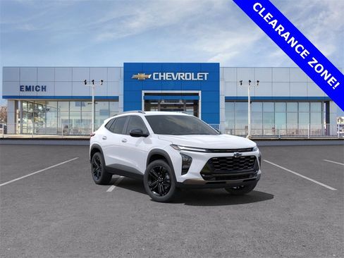 New 2025 Chevrolet Trax ACTIV w/ Driver Confidence Package image 1
