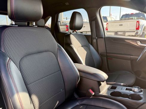 Used 2024 Ford Escape ST-Line w/ Tech Pack #1 AWD/4WD image 20