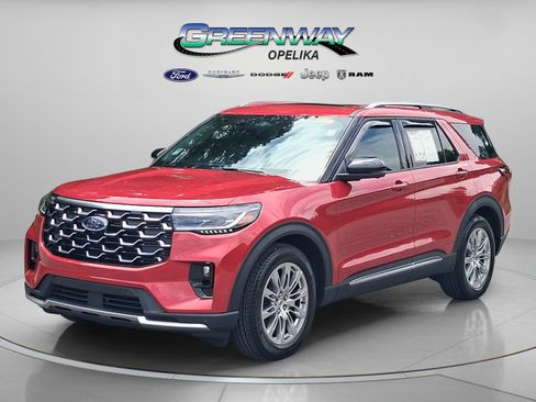 Used 2026 Ford Explorer Platinum RWD image 3
