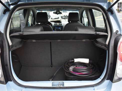 Used 2016 Chevrolet Spark LT image 21