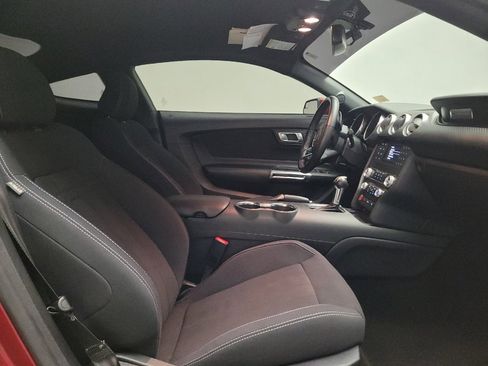 Used 2019 Ford Mustang Coupe RWD image 21
