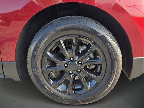 Used 2018 Chevrolet Equinox LT image 9