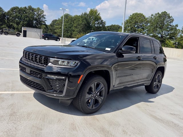 New 2027 Jeep Grand Cherokee Limited AWD/4WD image 3