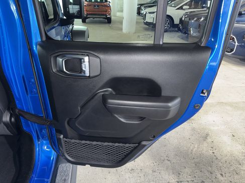 Used 2021 Jeep Wrangler Unlimited Sport AWD/4WD image 11