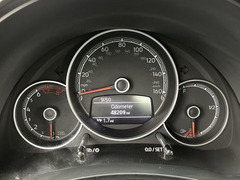 Used 2018 Volkswagen Beetle 2.0T S image 16