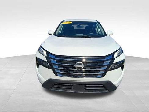 Used 2024 Nissan Rogue SV FWD image 13