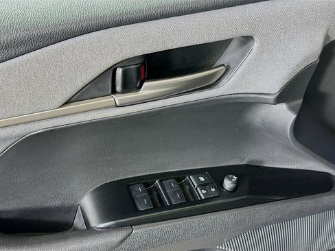 Used 2025 Toyota Camry LE image 14