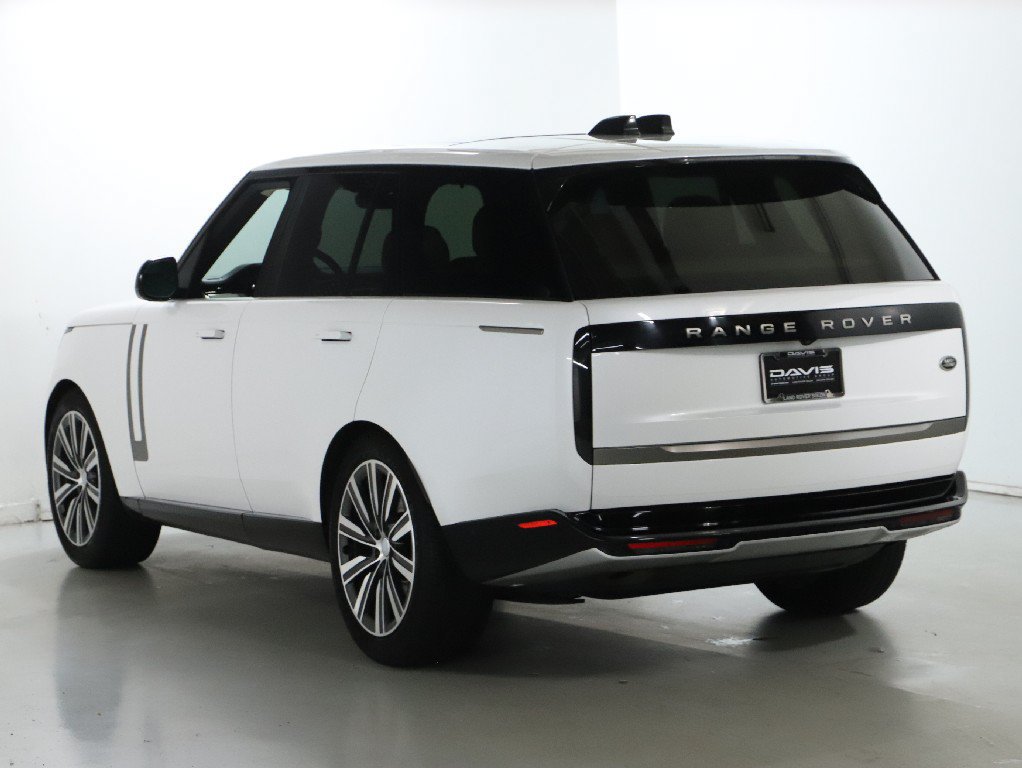 Used 2023 Land Rover Range Rover SE AWD/4WD image 5