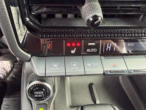 Certified 2024 Toyota Land Cruiser image 25