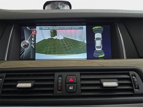 Used 2014 BMW 535i Sedan image 24