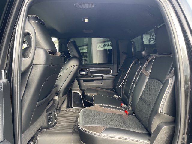Used 2023 RAM 2500 Laramie AWD/4WD image 12