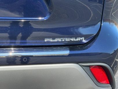 Used 2023 Toyota Highlander Platinum