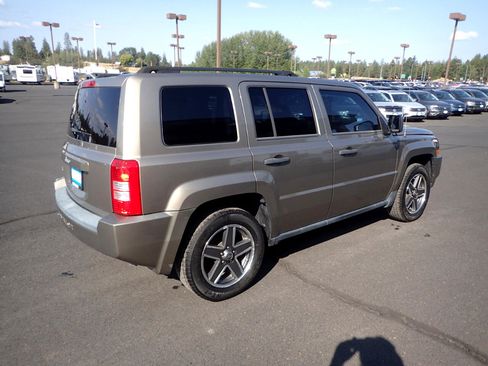 Used 2008 Jeep Patriot Sport image 5