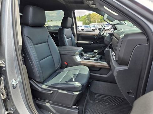 Used 2023 Chevrolet Silverado 1500 LT Trail Boss image 21