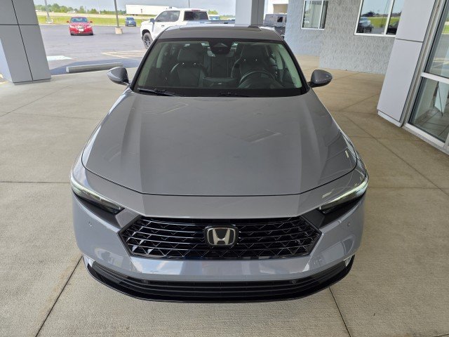 Used 2024 Honda Accord Touring image 12