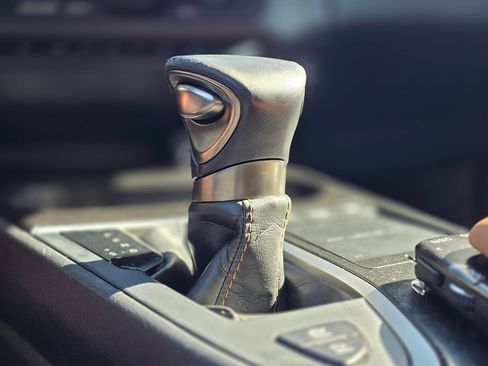 Used 2019 Lexus UX 250h AWD image 37