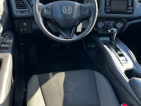 Used 2020 Honda HR-V LX image 5