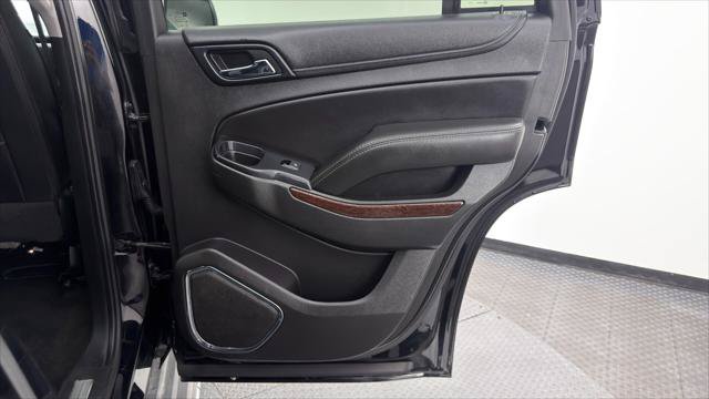 Used 2017 GMC Yukon SLT AWD/4WD image 19