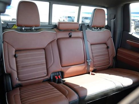 Used 2023 GMC Sierra 1500 Denali Ultimate AWD/4WD image 11