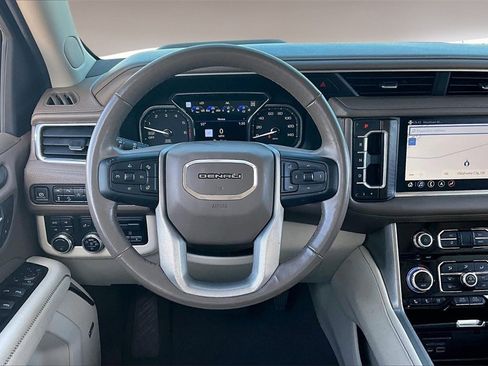 Used 2021 GMC Yukon XL Denali w/ Denali Ultimate Package image 5