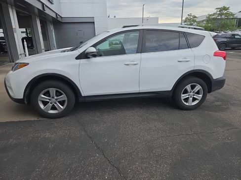 Used 2013 Toyota RAV4 XLE FWD image 12